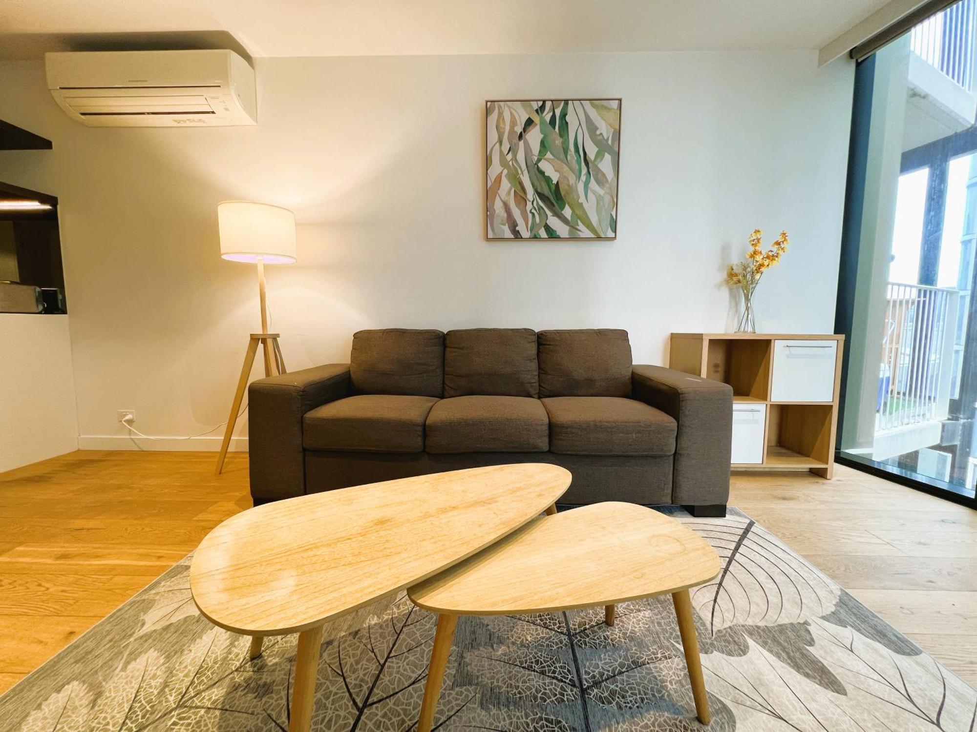 2br 1 Bath, Dockland, Marvel Stadium, Spacious *