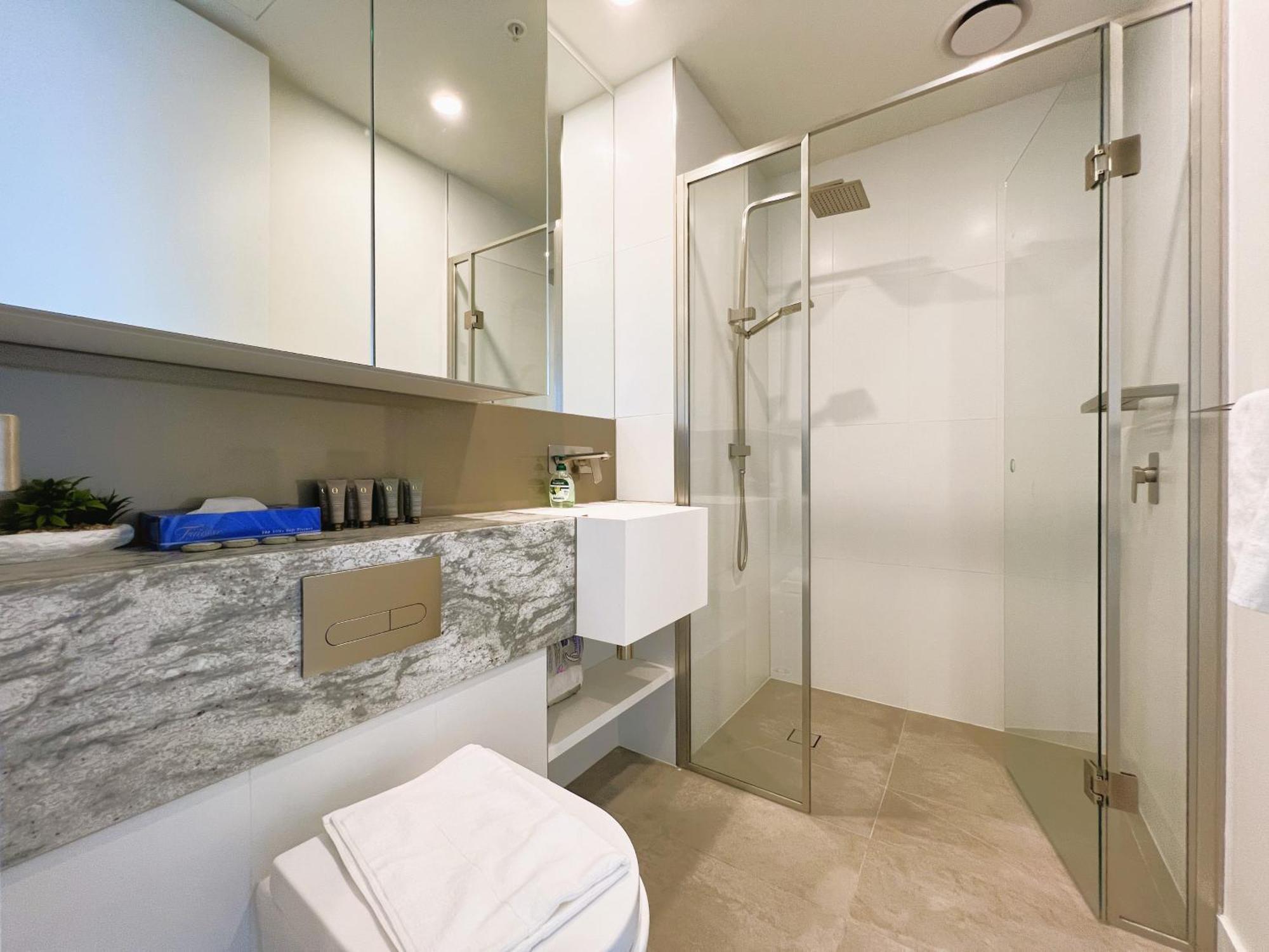 1 Brm 1 Bath, Southern Cross Station, Flagstaff Apartment