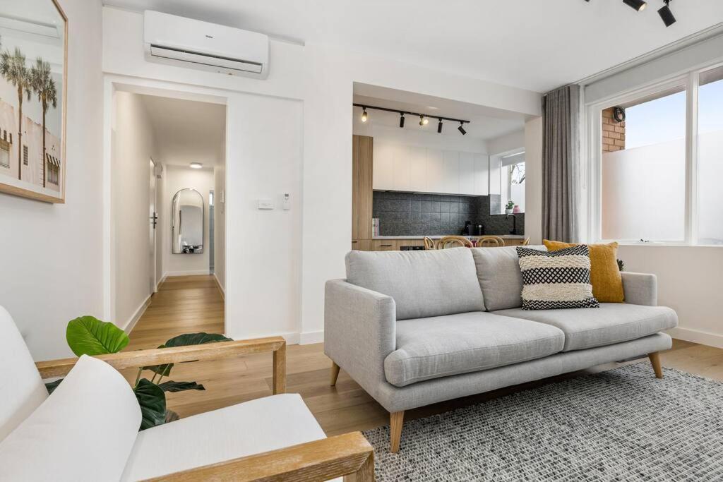 Apartment Stylish 2- Bedroom Unit Near Parks, Shopping And Dining Melbourne
