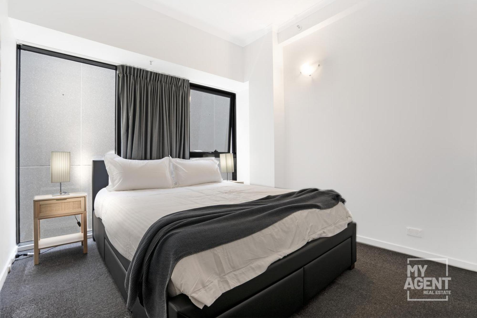 Large 2-bedroom On Flinders Apartamento *