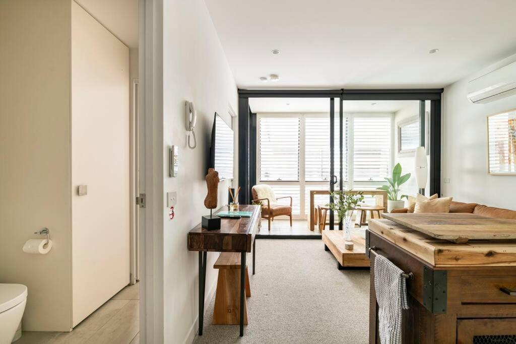 Apartment Collingwood Cool + Fast Wi-fi & Secure Car Park