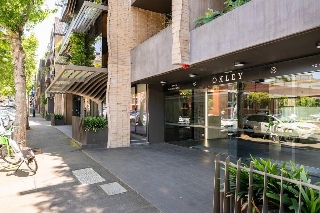 Collingwood Cool + Fast Wi-fi & Secure Car Park Apartment