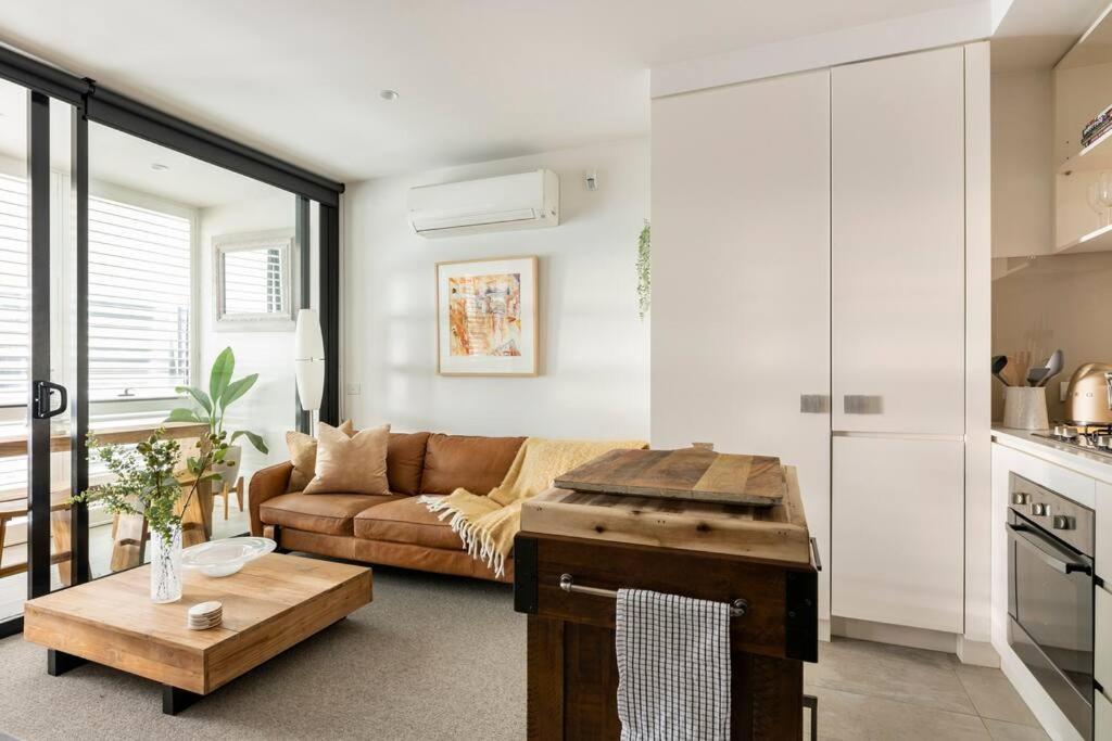 Collingwood Cool + Fast Wi-fi & Secure Car Park * Melbourne