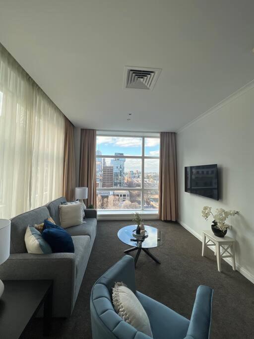 Exclusive Cbd Riverviews - Parkingonsite *