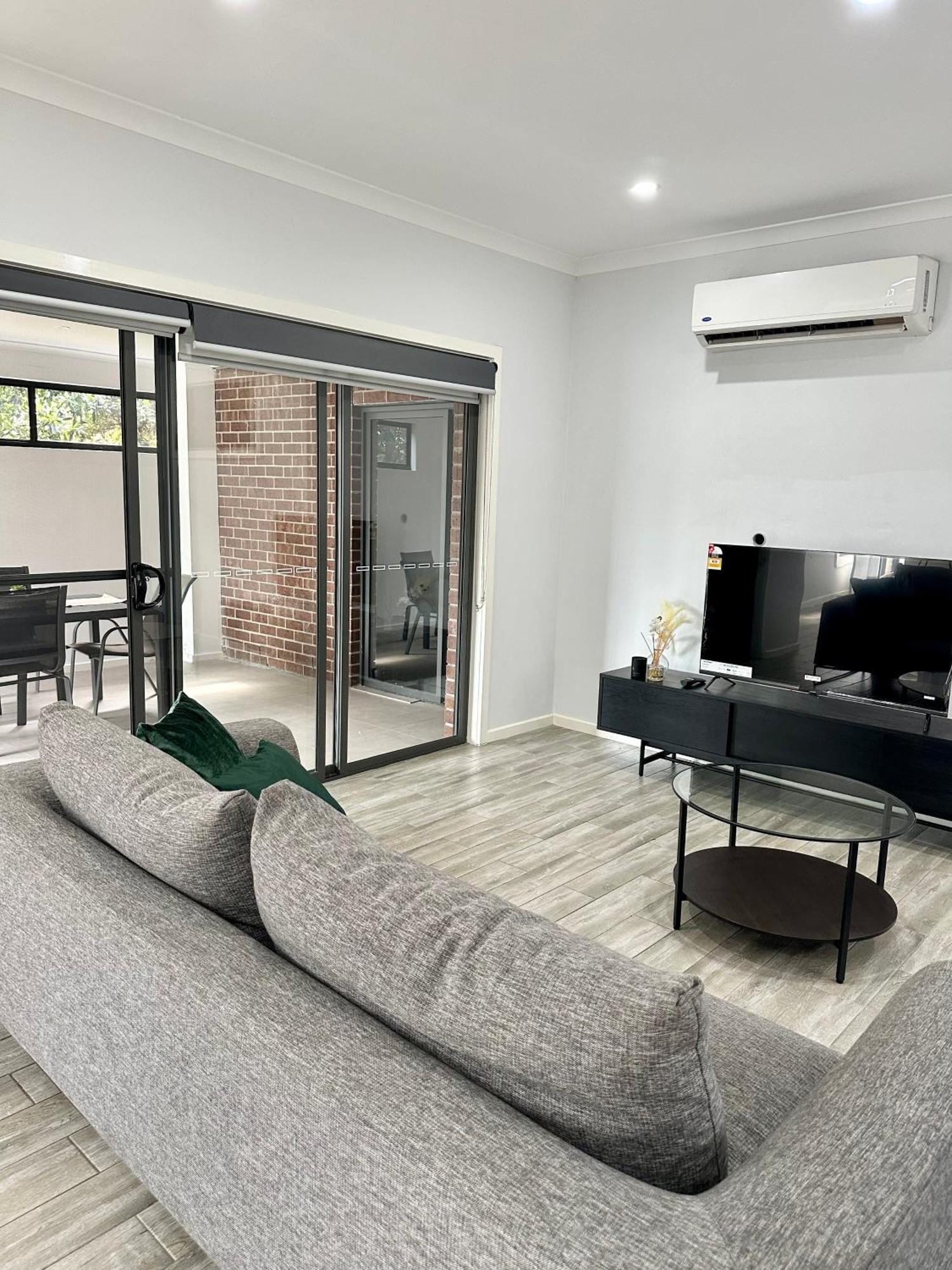 Townhouse In West Footscray Melbourne