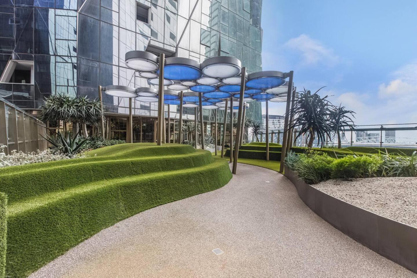 The Zenith - The Perfect Blend Of Urban And Wellness Apartment