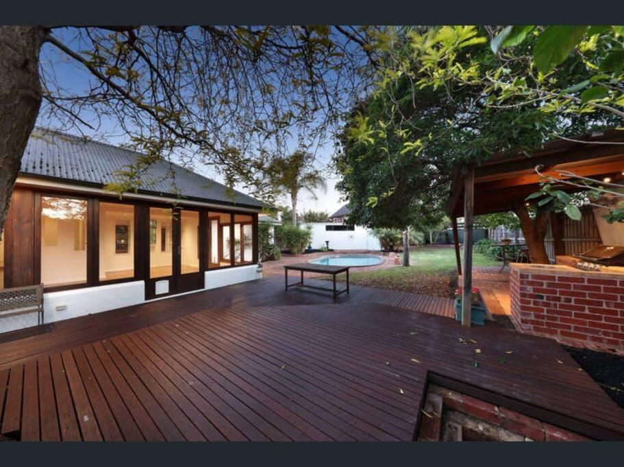 Luxury 5 Bedrooms, Pool, Quiet *
