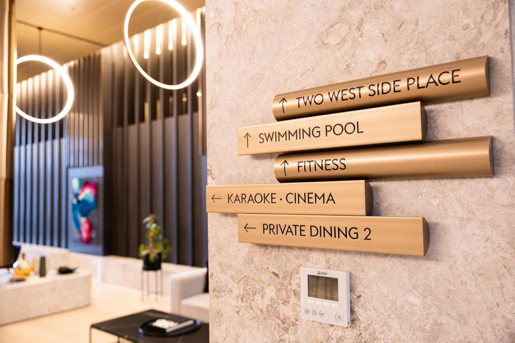 Luxury With Parking & Large Balcony Apartment *