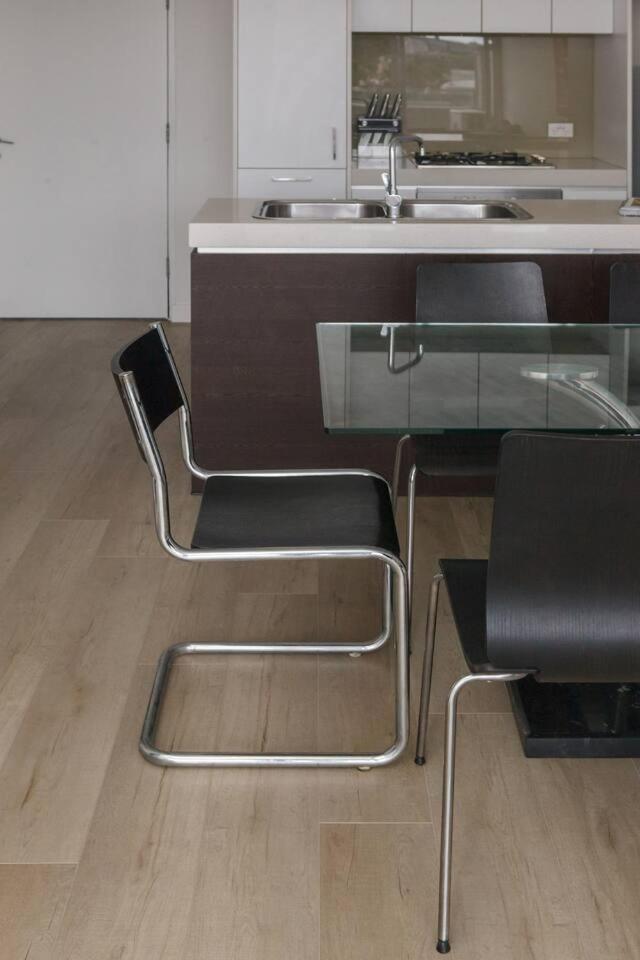Apartment 'swanston Central' Wellness-infused Living