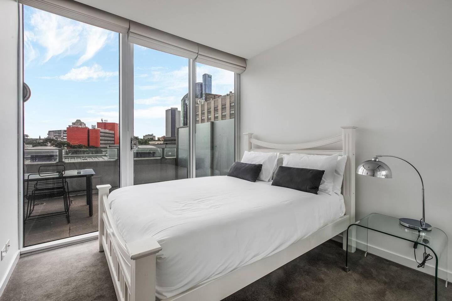 'swanston Central' Wellness-infused Living Apartment Melbourne