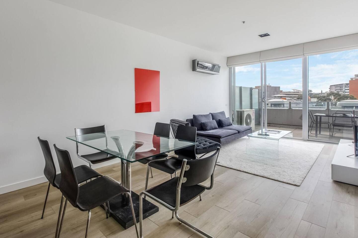 'swanston Central' Wellness-infused Living Apartment Melbourne