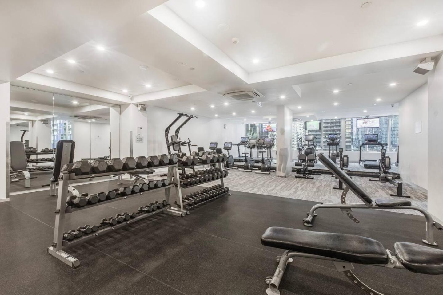 Apartment 'swanston Central' Wellness-infused Living *