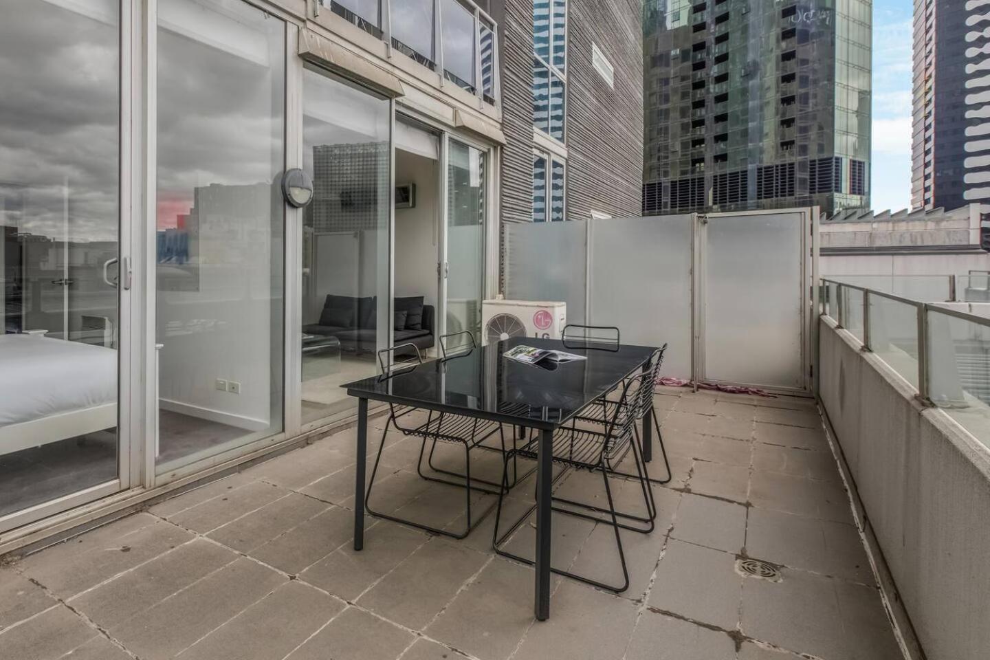 'swanston Central' Wellness-infused Living Apartment Melbourne