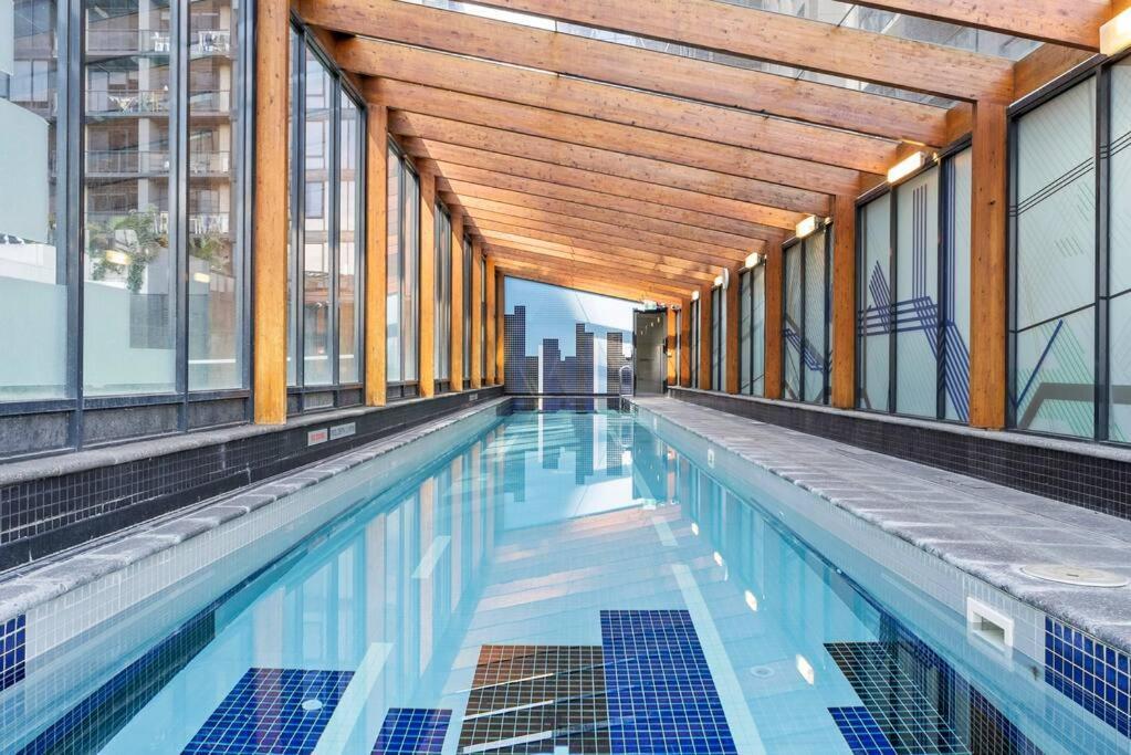 1br Southbank Apartment