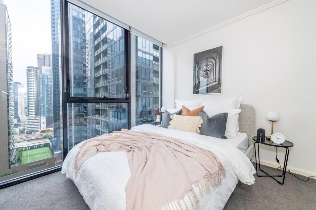 1br Southbank Melbourne