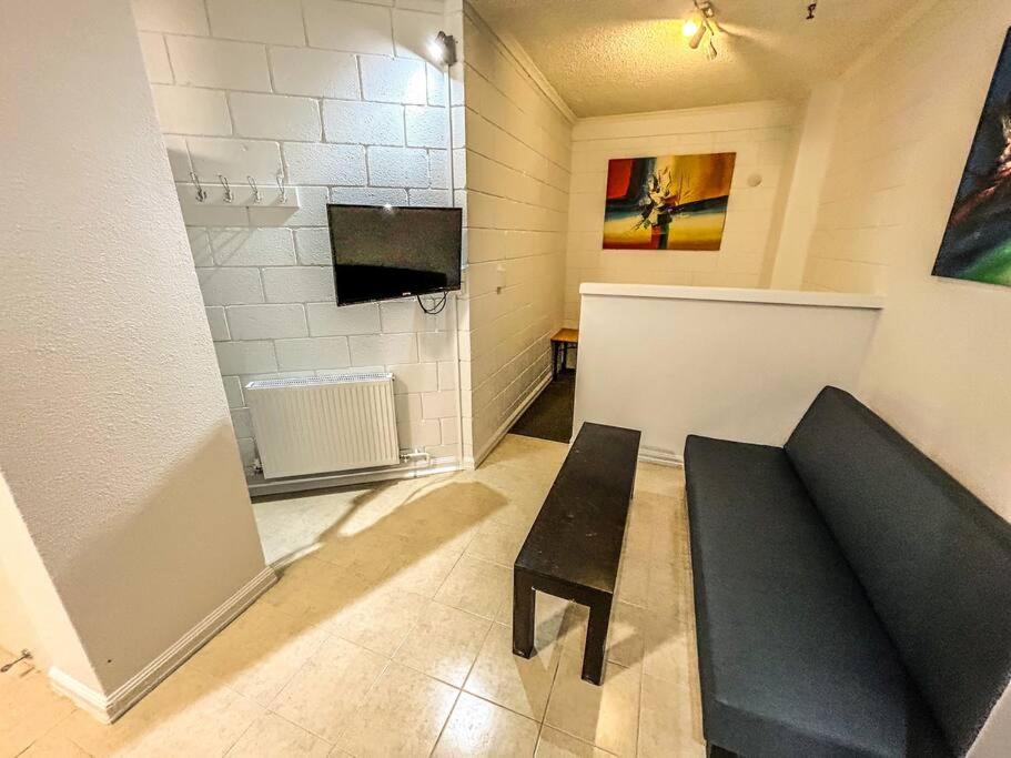 Unit - 107 Apartment Melbourne