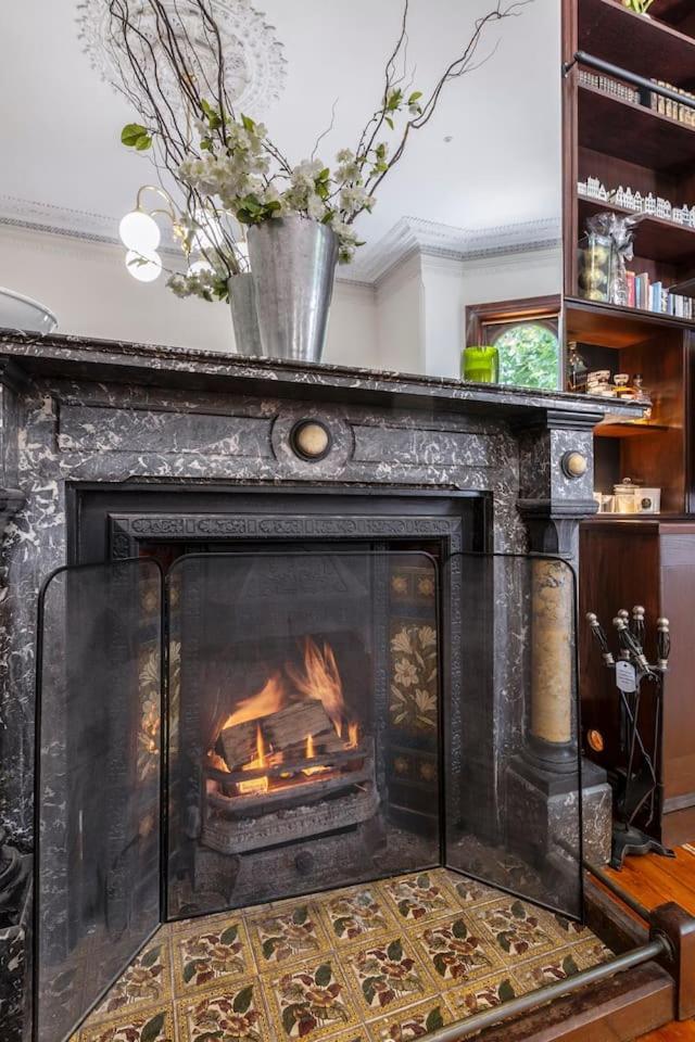 Elwood Manor - A Restored Art-deco Gem * Melbourne