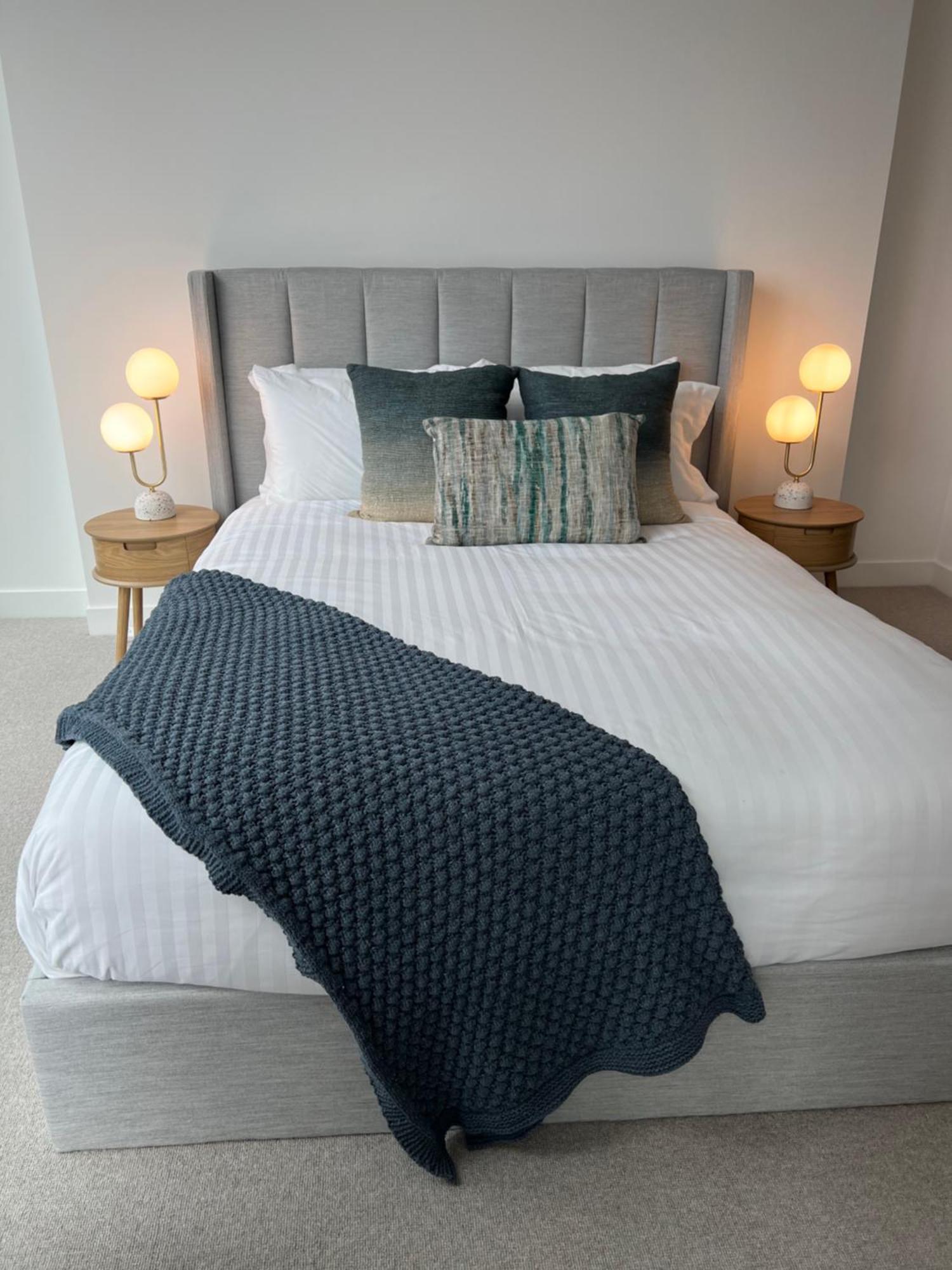 Serenity Stayz - 3 Bedroom In Cbd