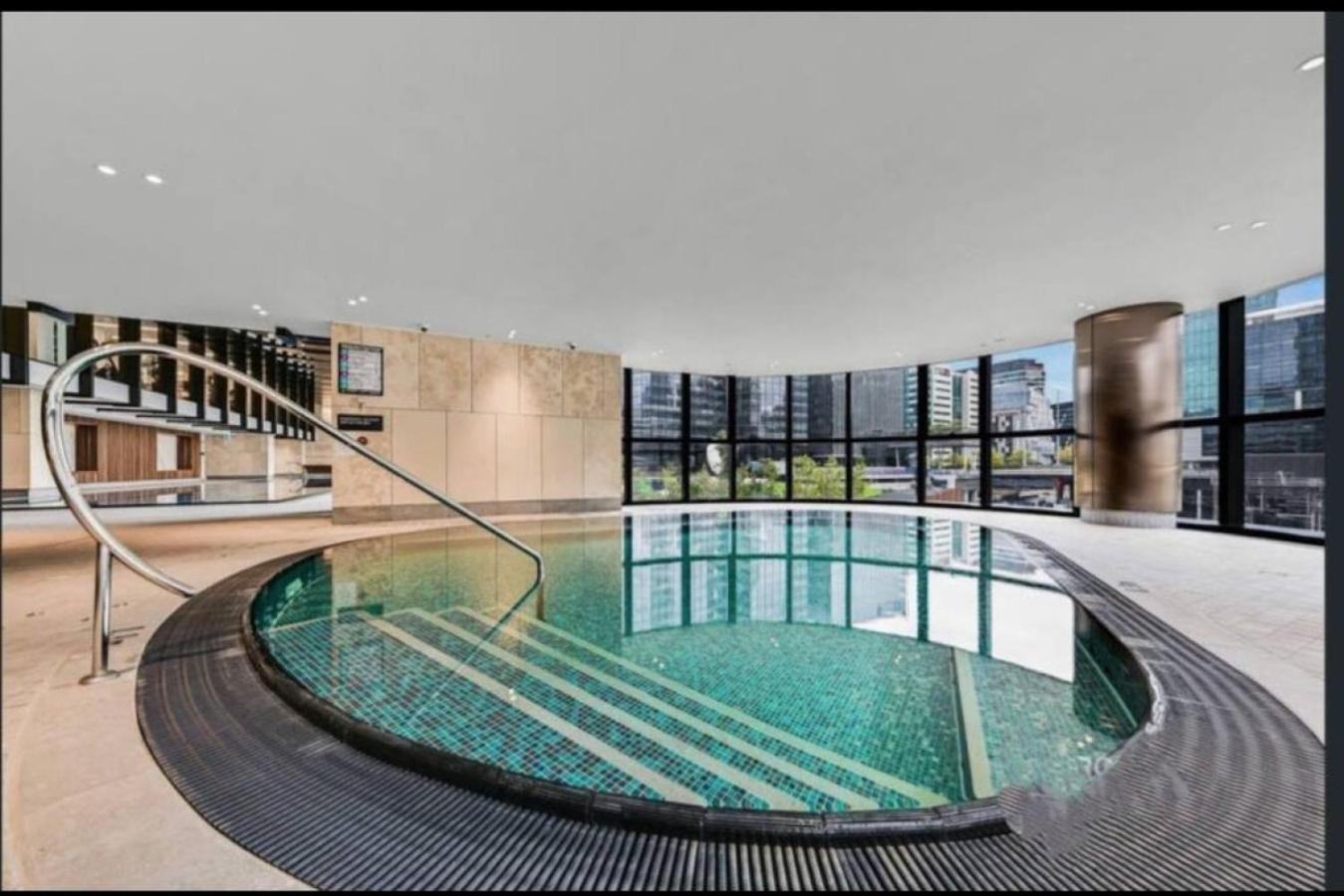 42d Stylish Abnb 2br Near Yarra River Crown * Melbourne