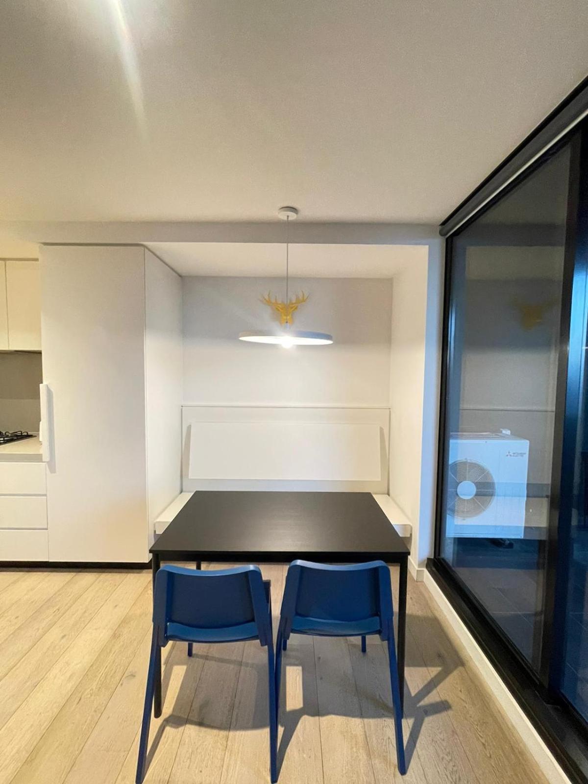 Nest Meet Empire Apartment *