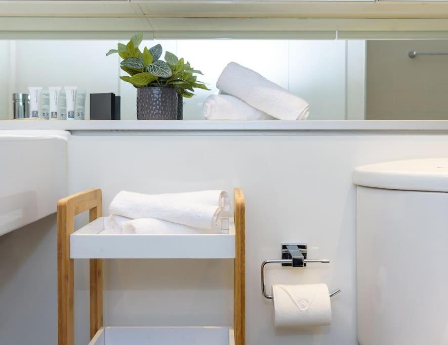 Ultimate Comfort Gem In St Kilda Apartment Melbourne