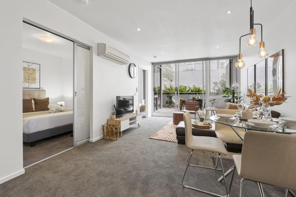 Ultimate Comfort Gem In St Kilda Apartment