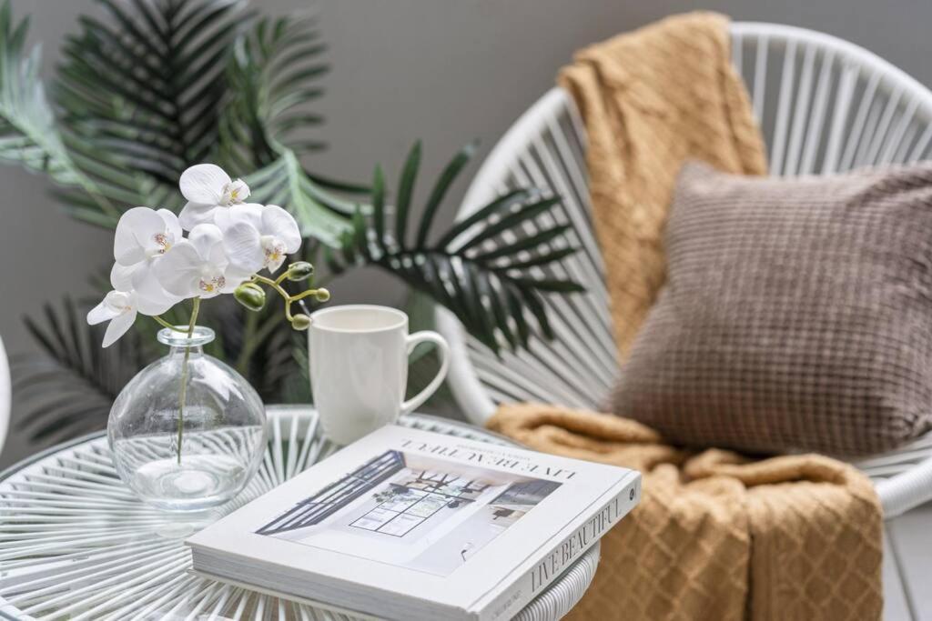 Ultimate Comfort Gem In St Kilda Apartment