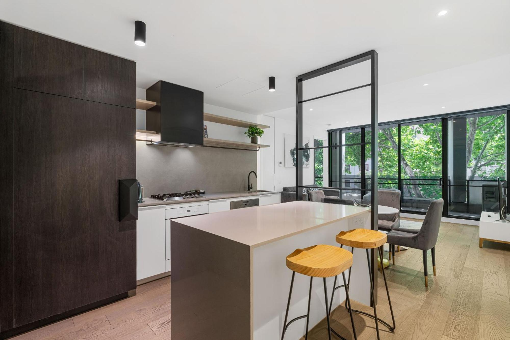 The Eminence By Cllix Apartment *