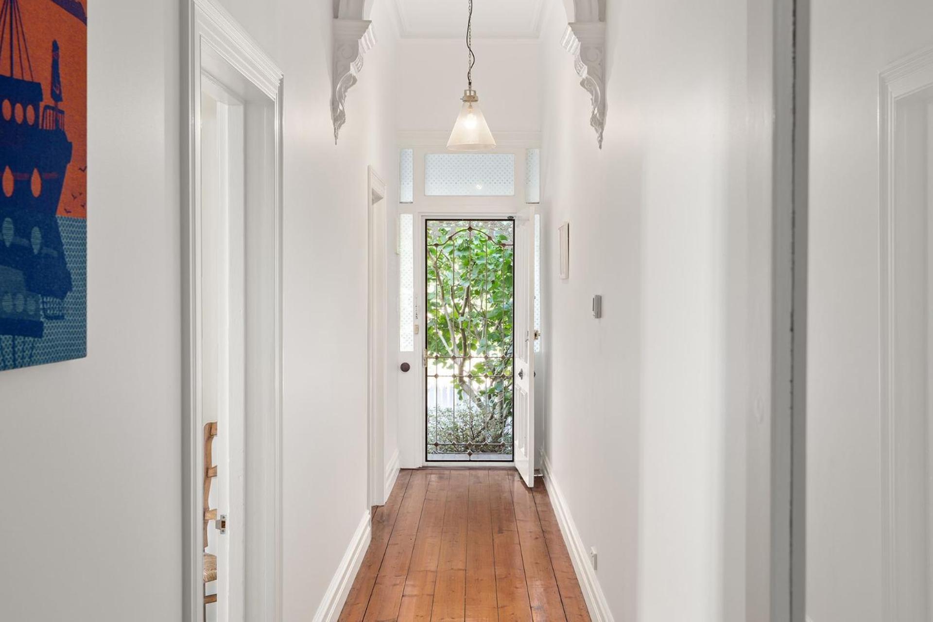 Boutique - Alkira House * Melbourne