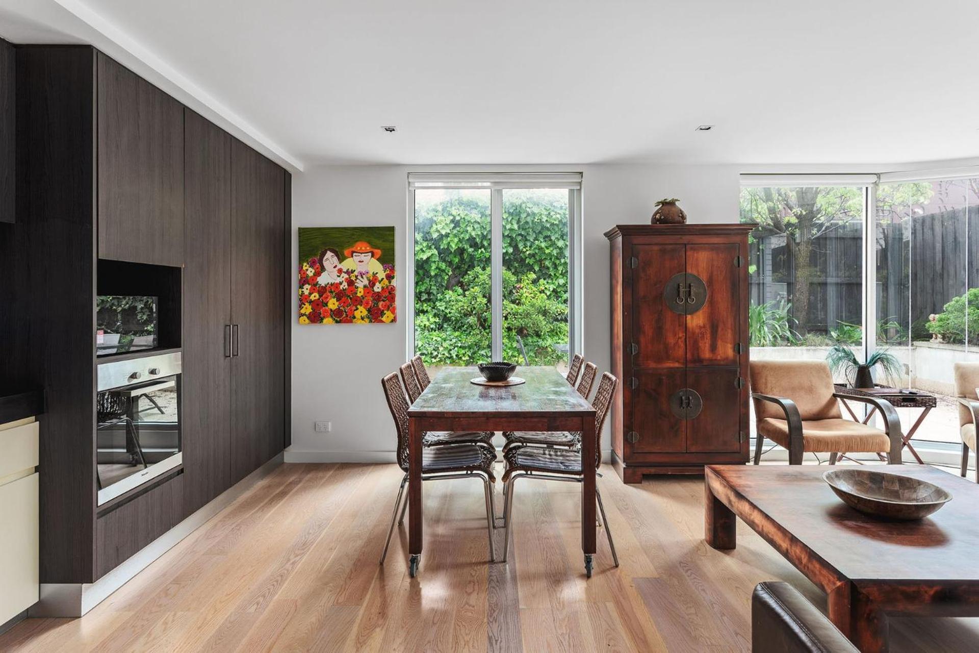 Boutique - Lalique Apartment Melbourne