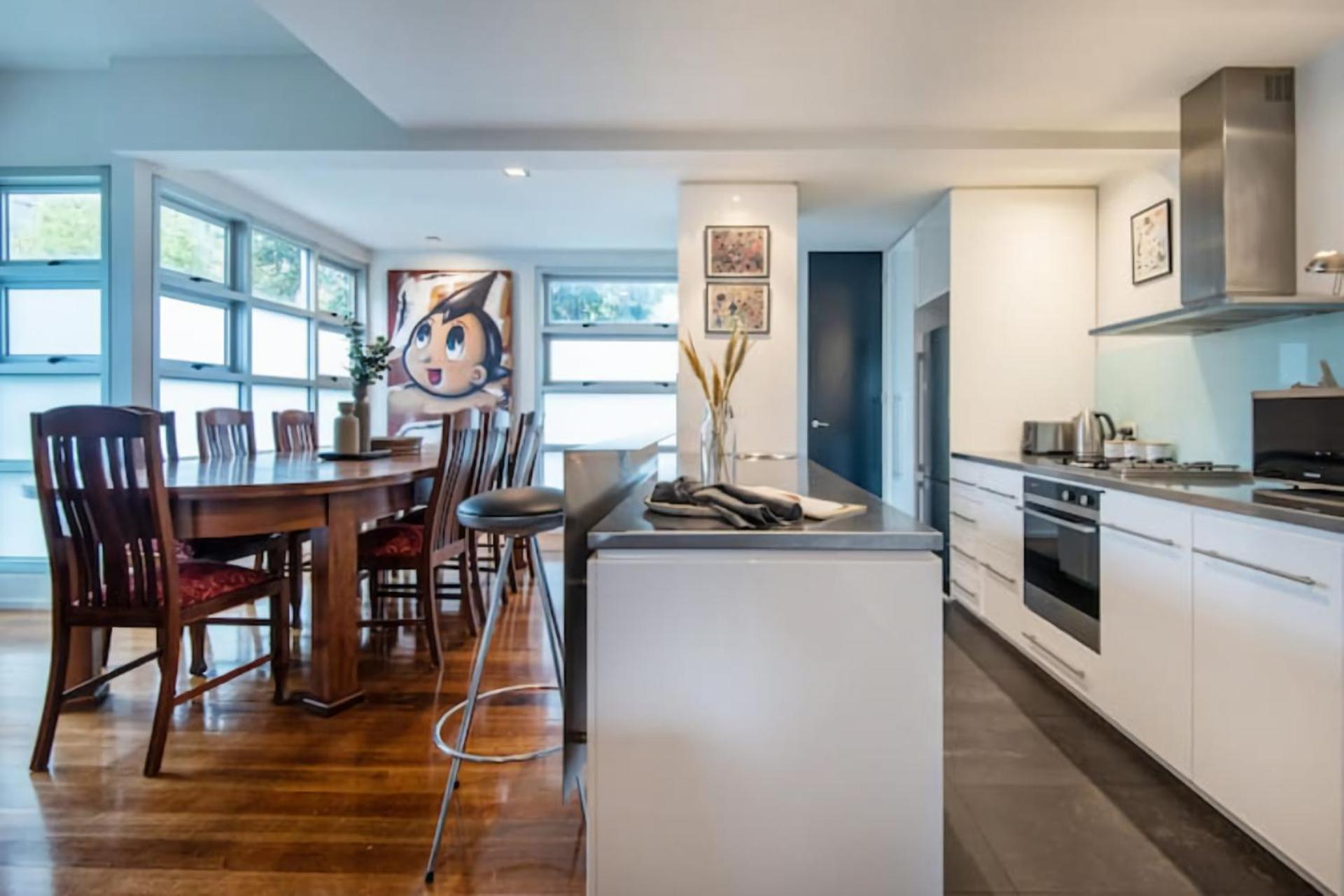 Apartment Elwood Village Entertainer Melbourne