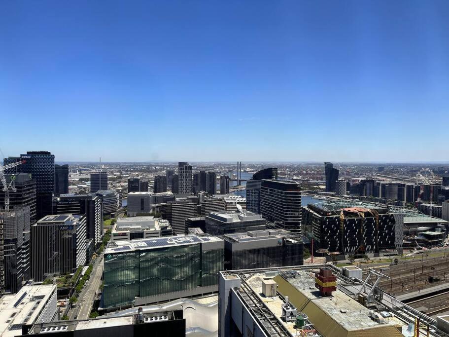 Breathtaking Sea/city Views 1b Mel Cbd Near Crown, Dfo, Southern Cross *