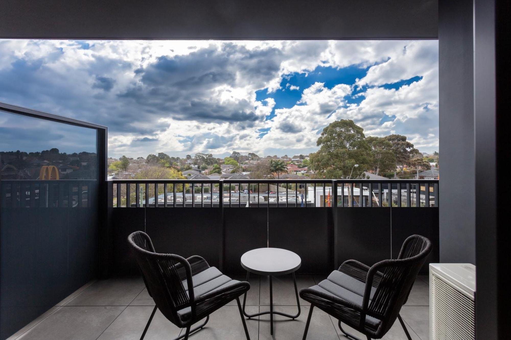 Samma - Linden In Ivanhoe *