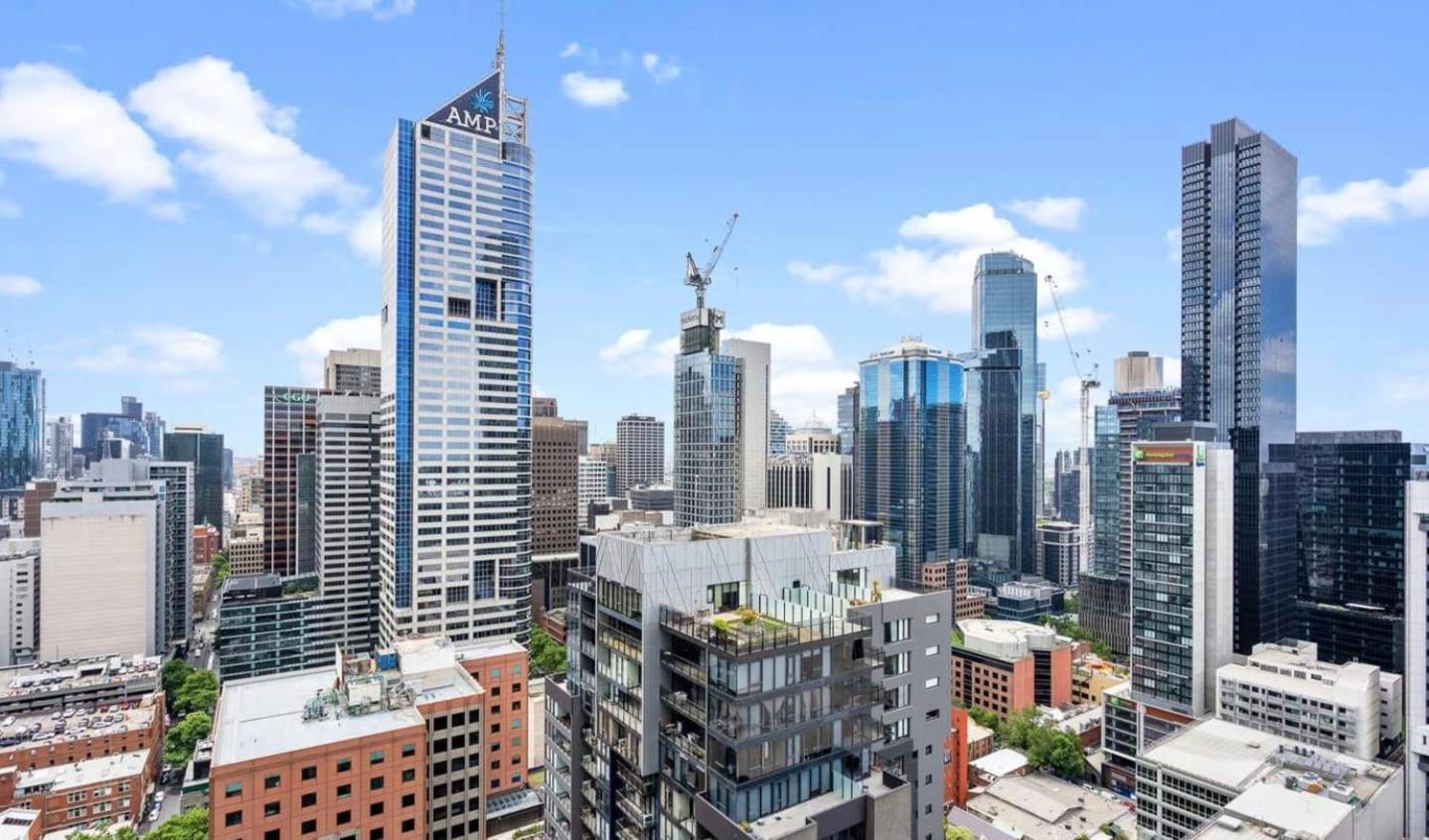Escape - 2 Mins From Southern Cross Melbourne