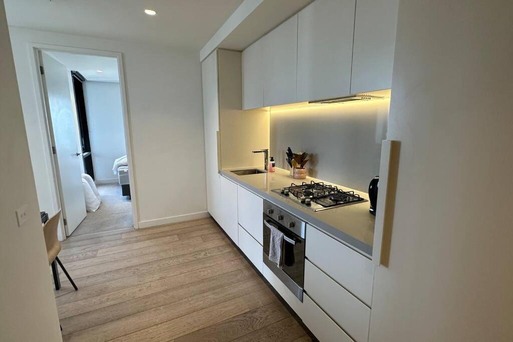Nest Meet Empire Apartment Melbourne