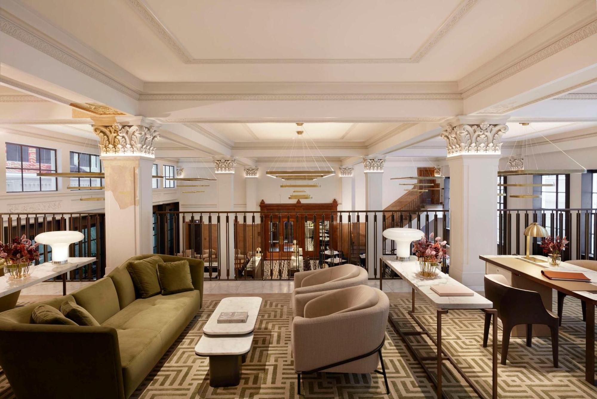 Hilton Little Queen Street