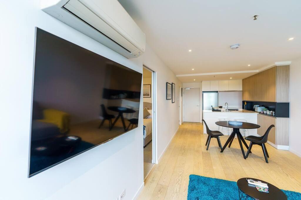Modern 1 Bed Opposite Racecourse Apartamento Melbourne