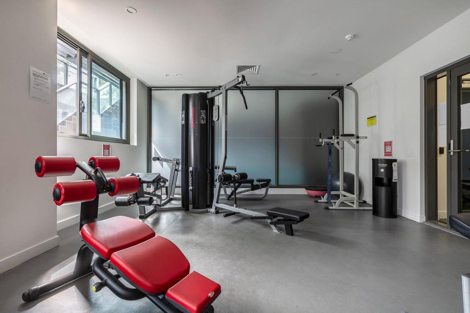 Lovely 1-bedroom - 0177 *