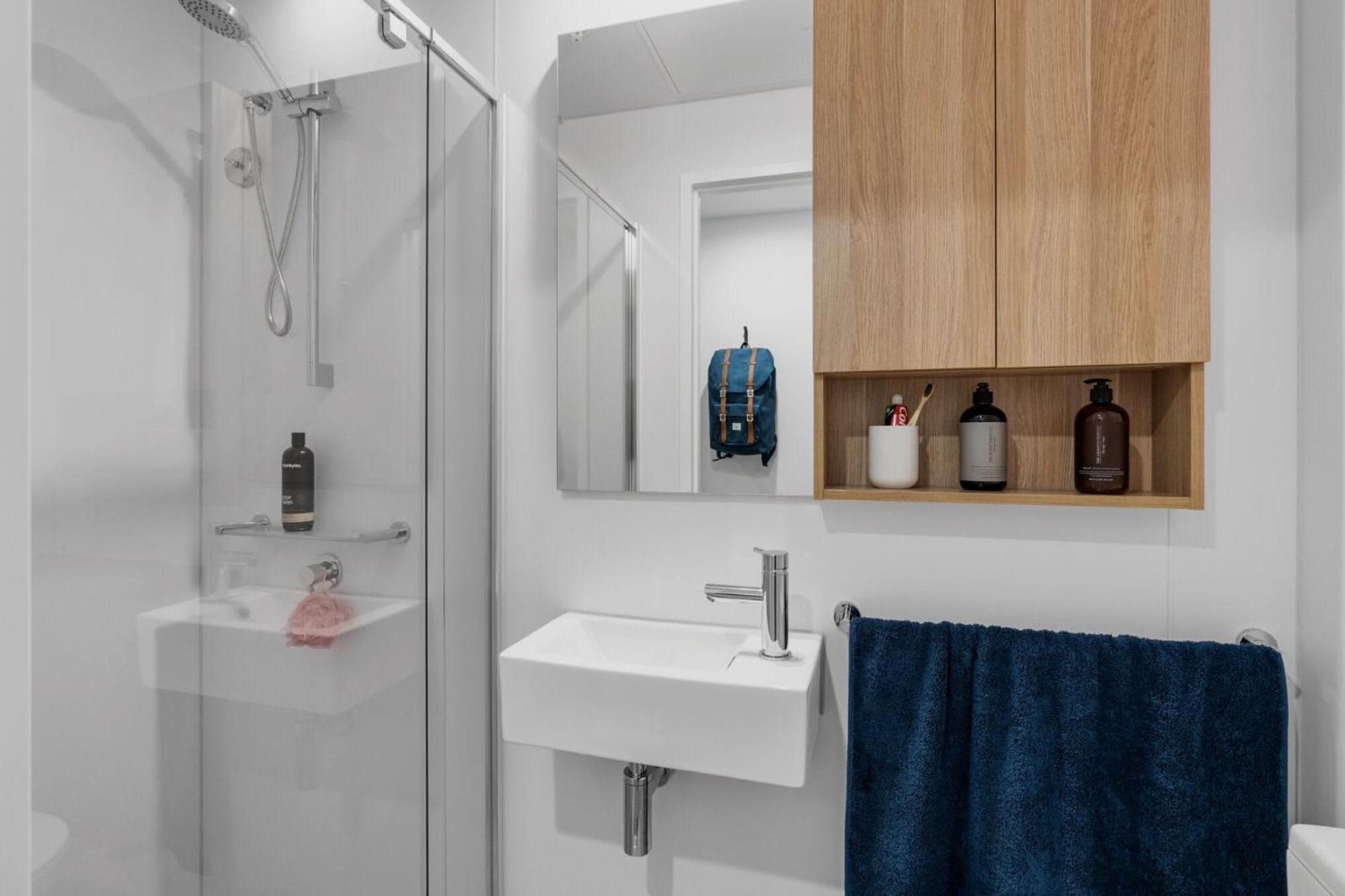 Apartment For Students Only - Prime Living At Victoria Market In