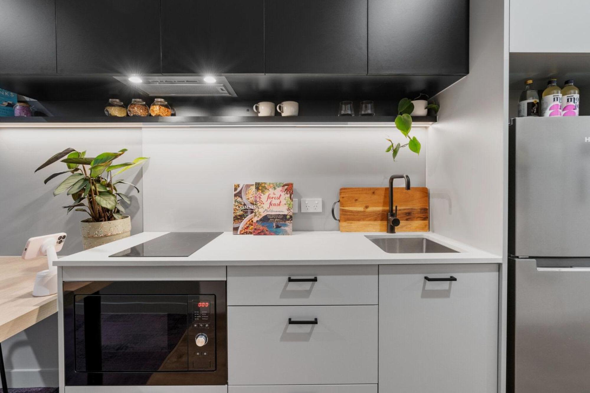 For Students Only - Prime Living At Victoria Market In Melbourne