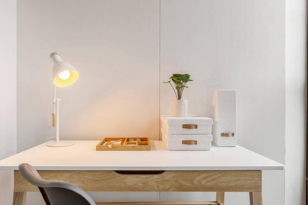 Lovely 1-bedroom - 0177 *