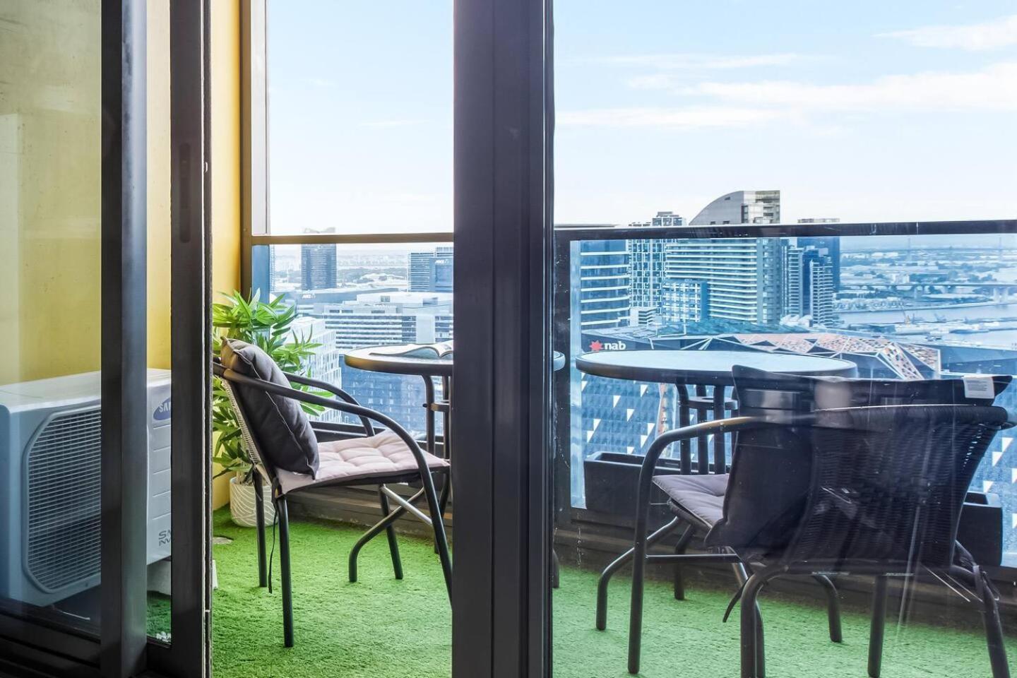 The Spencer - Cityscape Panorama With Pool Apartment *