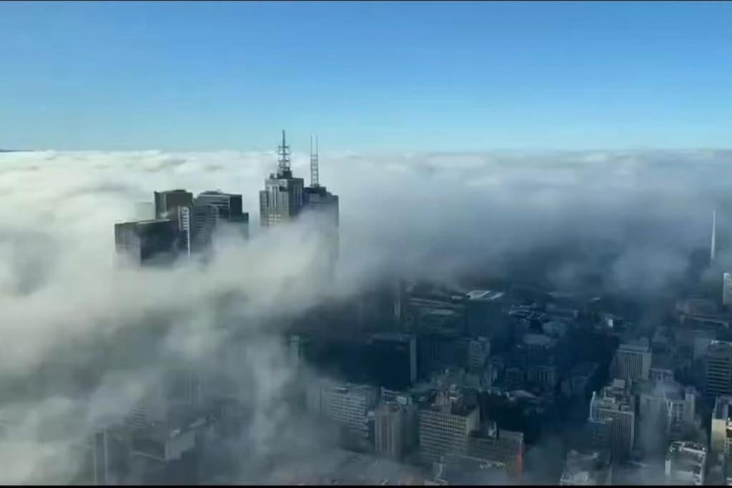 Cloud Living-highest 1 Bed Apt In Mel Cbd 1b1b1car Melbourne