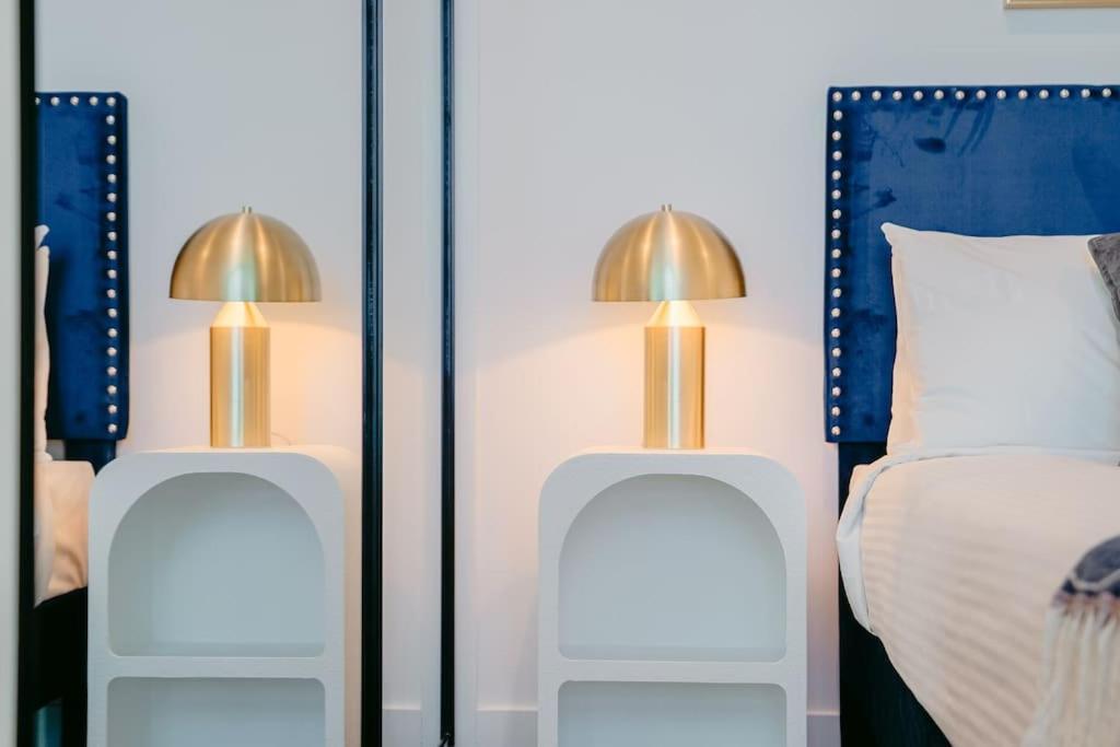 Cloud Living-highest 1 Bed Apt In Mel Cbd 1b1b1car *