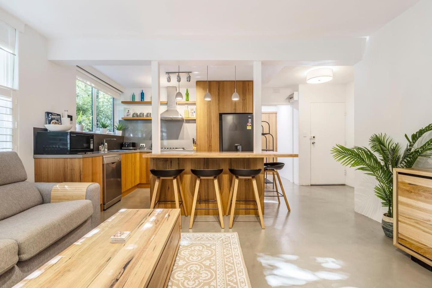 'cedar Loft' Contemporary Comfort In Leafy St Kilda * Melbourne