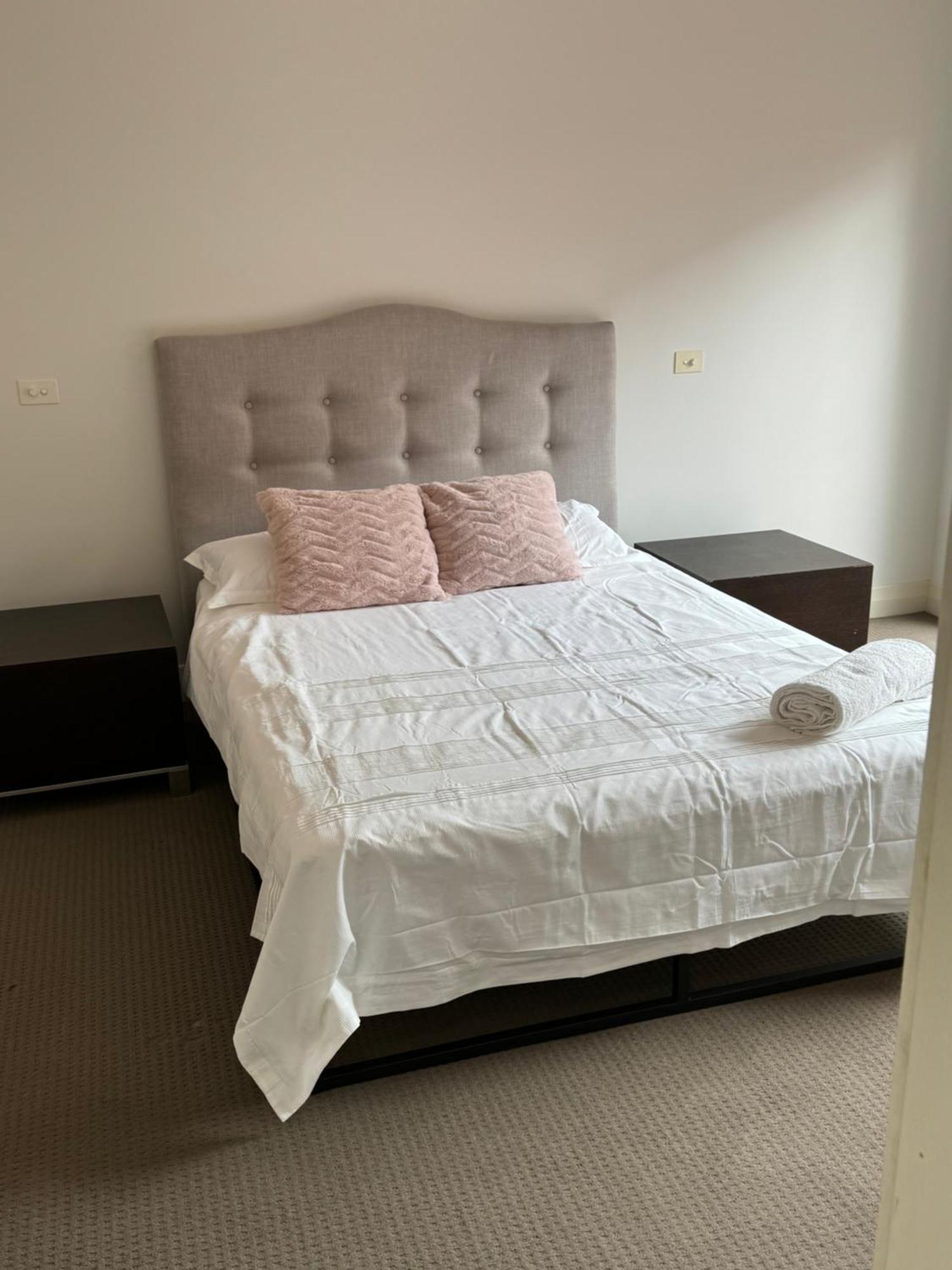 Bentleighs Magnificent Beautifully Renovated And Extended 1920s Period Family Home. Guest house