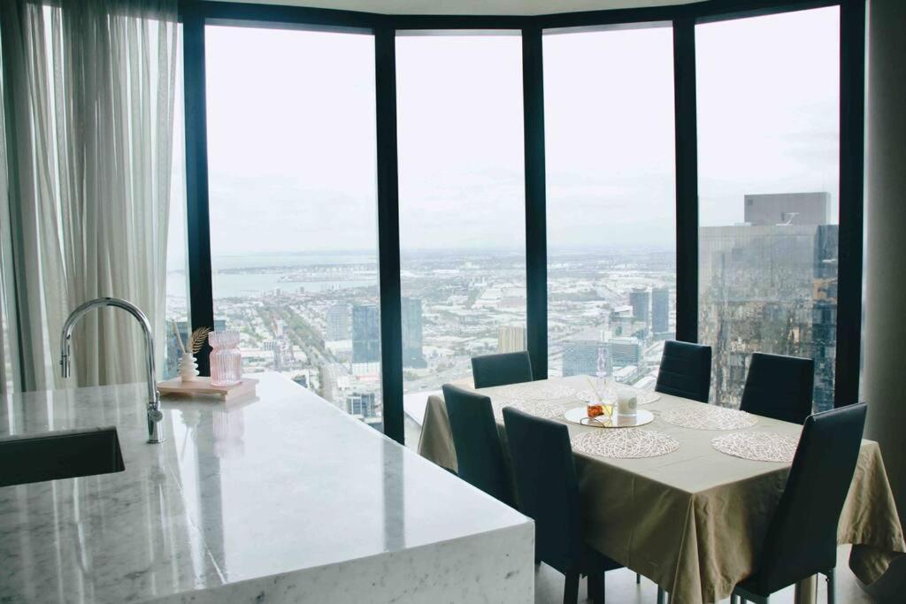 Apartment Cbd Heart｜awe- Inspiring Heights｜breathtaking View Melbourne