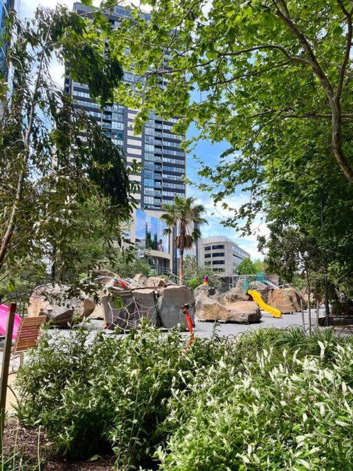 Cbd Heart｜awe- Inspiring Heights｜breathtaking View Melbourne