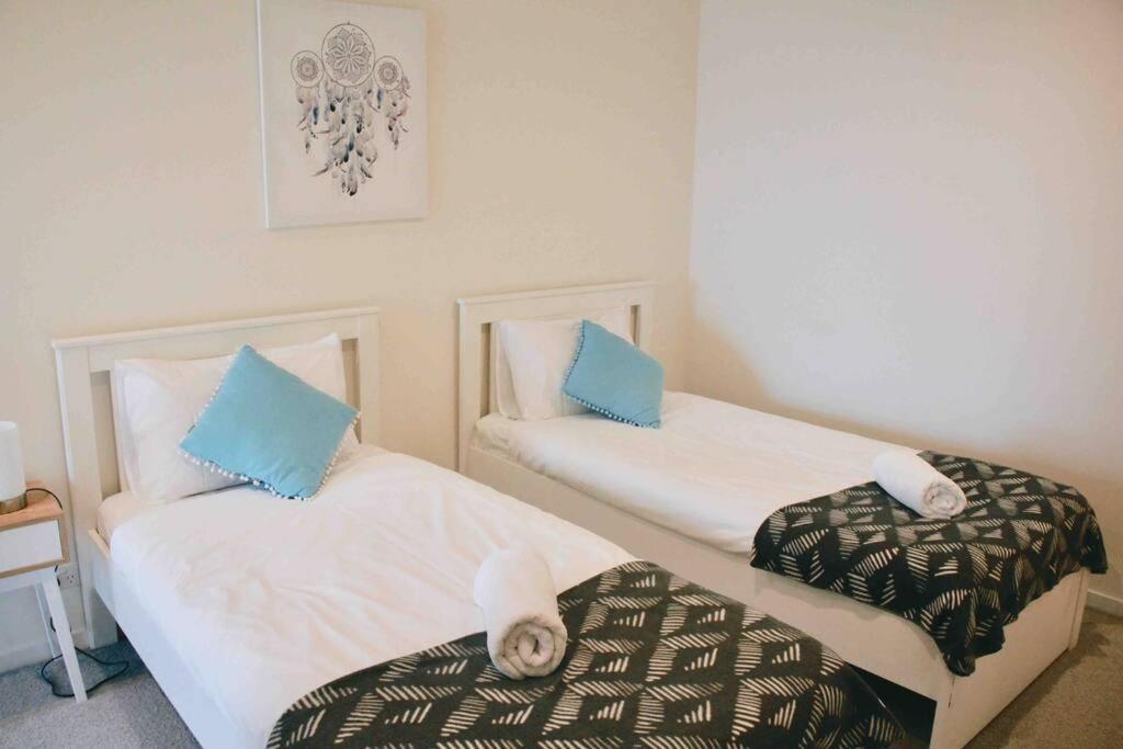 Apartment Cbd Heart｜awe- Inspiring Heights｜breathtaking View