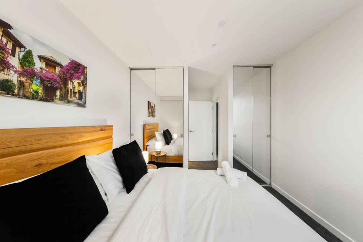 A Lux 2br Apt With Panoramic Views, Free Parking Apartment *